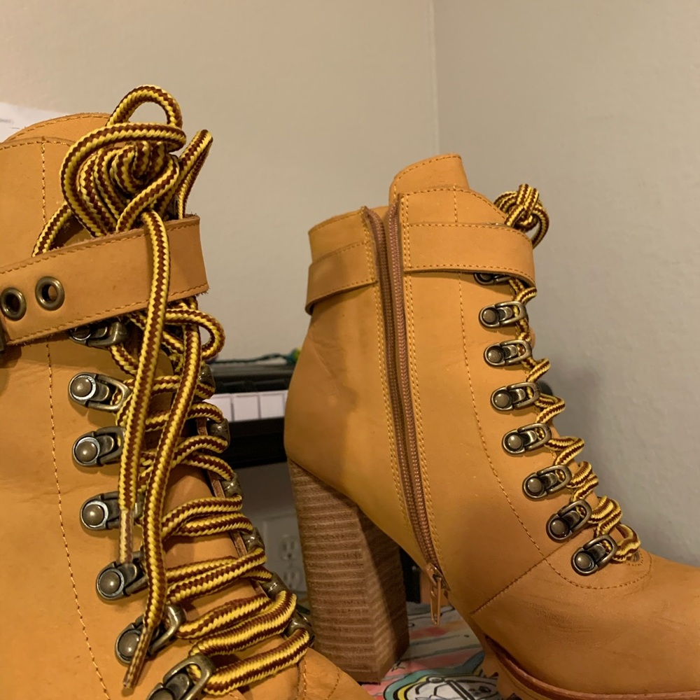 Booties - Picture 6 of 7